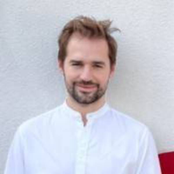 Simon Job, Magister der Pharmazie