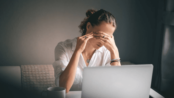 Die Warnzeichen und Symptome von Burnout erkennen